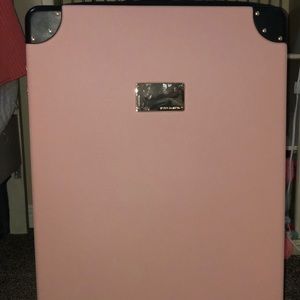 Vince Camuto 28” Hardside Spinner Suitcase